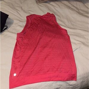 Lululemon top